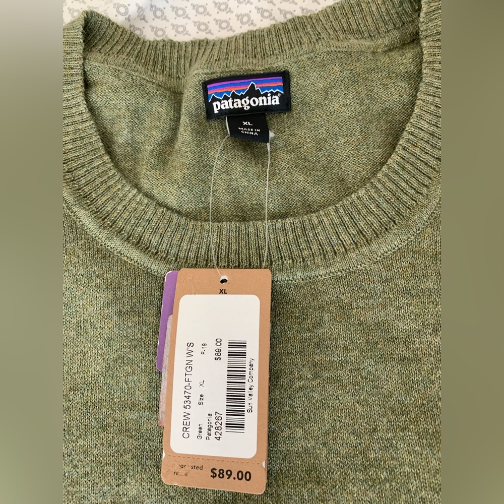 Patagonia Women’s Longsleeve Crewneck XL